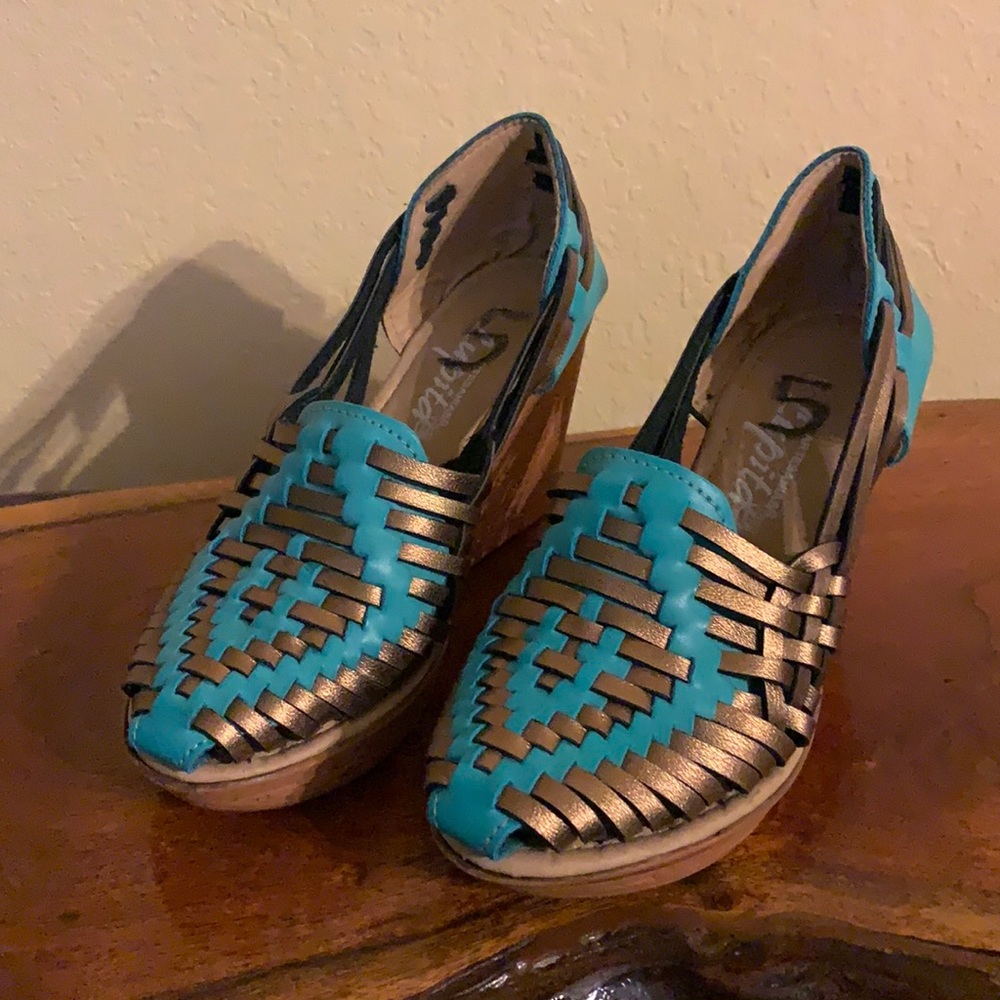 Mexican Artesian shoes